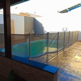 instalação de rede de proteção removível para piscina Aguti
